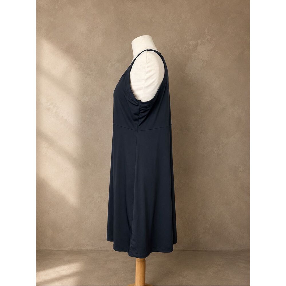 Columbia Black Racerback Travel Dress | Large - Picture 2 of 10